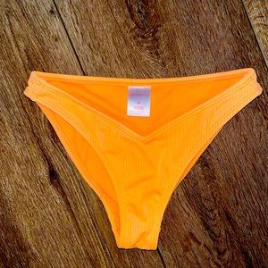 womens xs bikini bottoms, never worn